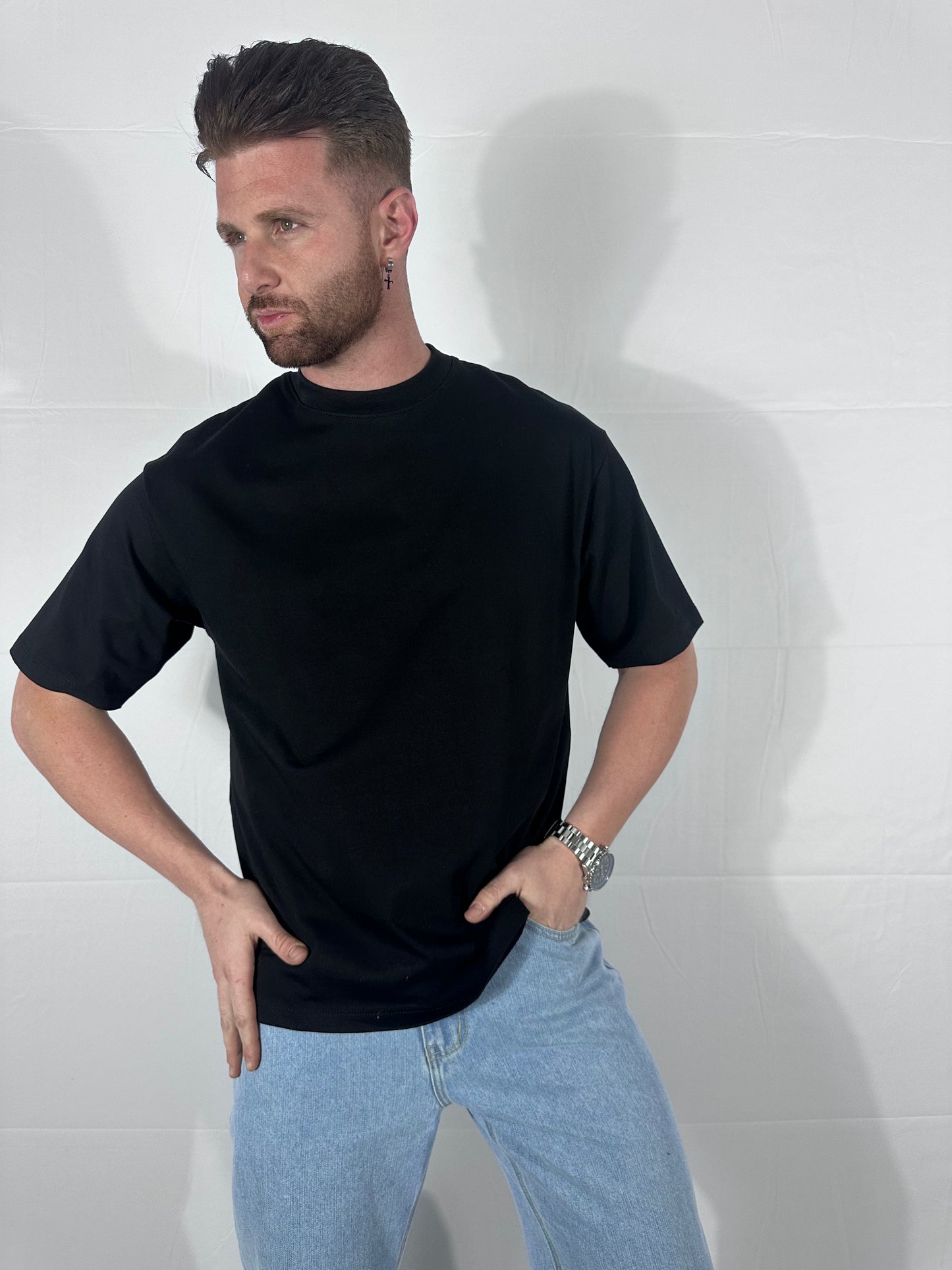 MANIFESTO - MAGLIA "Soldi e paura mai avuti". oversize NERA 🇮🇹