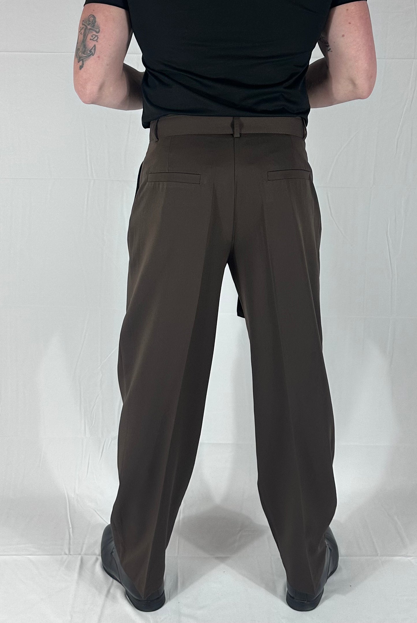 LEGAME —PANTALONE CON LACCIO RIMOVIBILE MARRONE |🇮🇹
