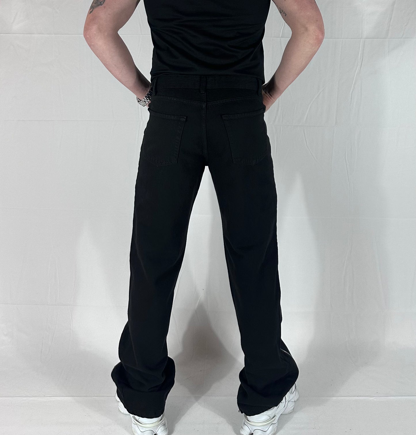 UNIQO27| ZIP DENIM TOP — JEANS NERO  CON ZIP 🇮🇹